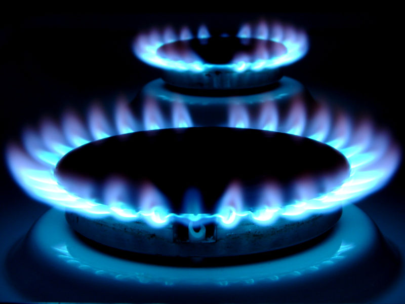 Парното и газта поскъпват от днес 