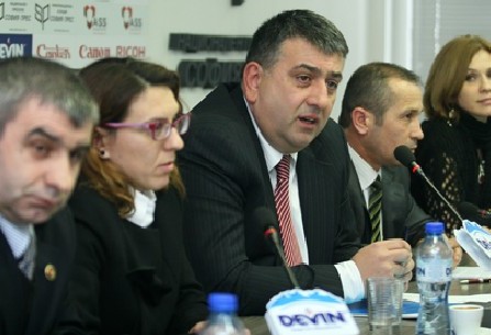Създател на ДПС иска връщане на турските имена