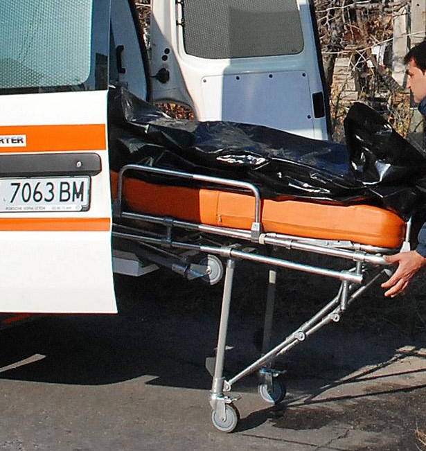 Бивш военен се гръмна с пищов