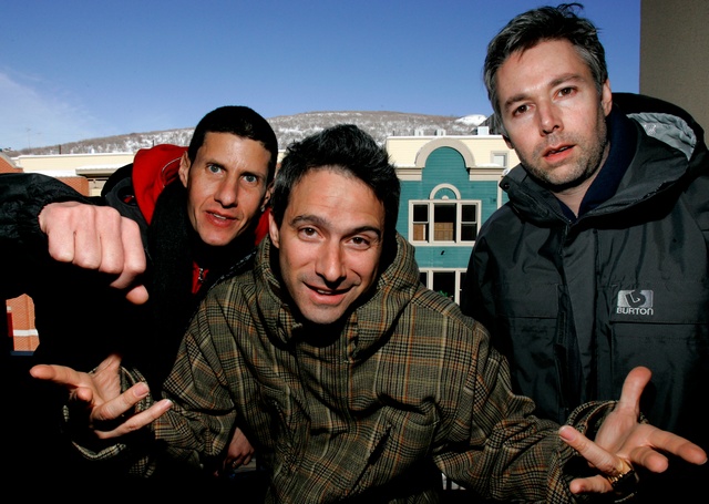 Почина Адам Яуч от Beastie Boys
