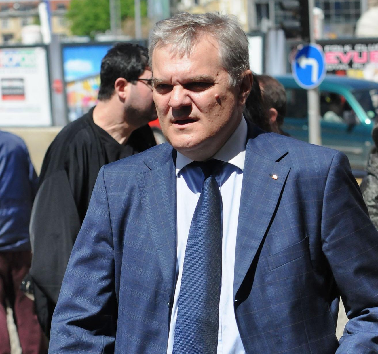 Не Галеви изяли министерската глава на Румен Петков, сам си я отрязал