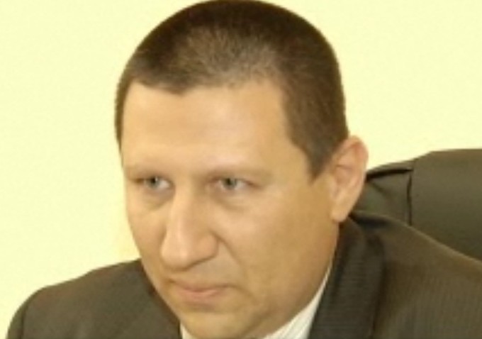 Събирачи на дългове към 13-годишно дете: Марш на магистралата, за да работиш за нас!