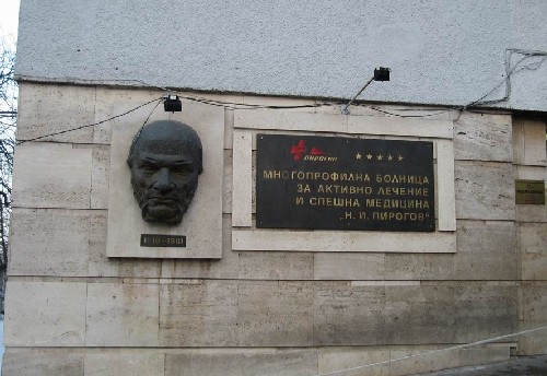 Релсов работник с  9 счупени ребра в “Пирогов”