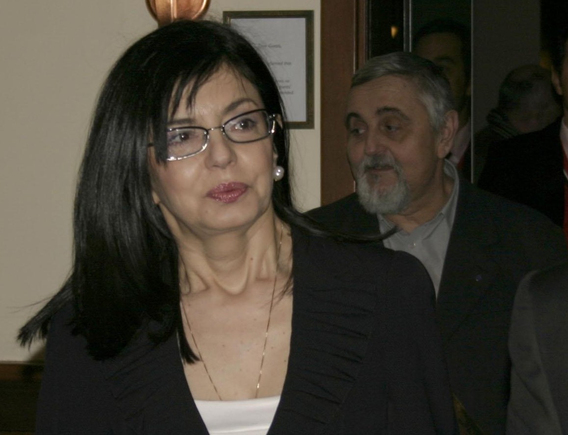 Кунева: Гласувала съм за Иван Костов, а той ме обижда