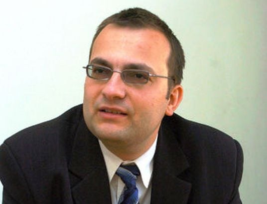 Трима се тъкмят за стола на Мартин Димитров