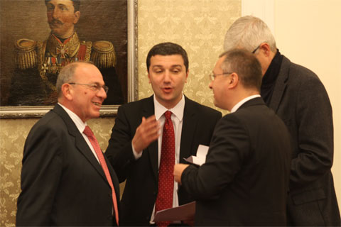 Драгомир Стойнев се отказа