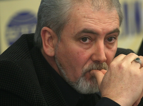 До 6 години Лютви Местан не знаел грам български