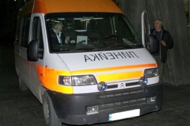Младежи пребиха зверски възрастен мъж от Габрово