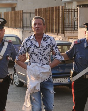Италианския певец Тони Марчано е арестуван за трафик на наркотици (СНИМКИ)