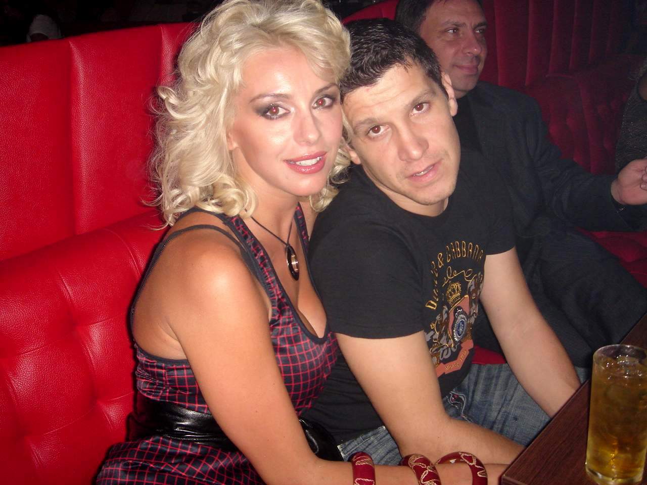 Весо Парцала фалира, помлели Деси Зидарова заради него