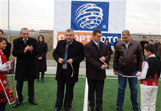 Низ от скандали в напудрената кариера на Димитър Аврамов
