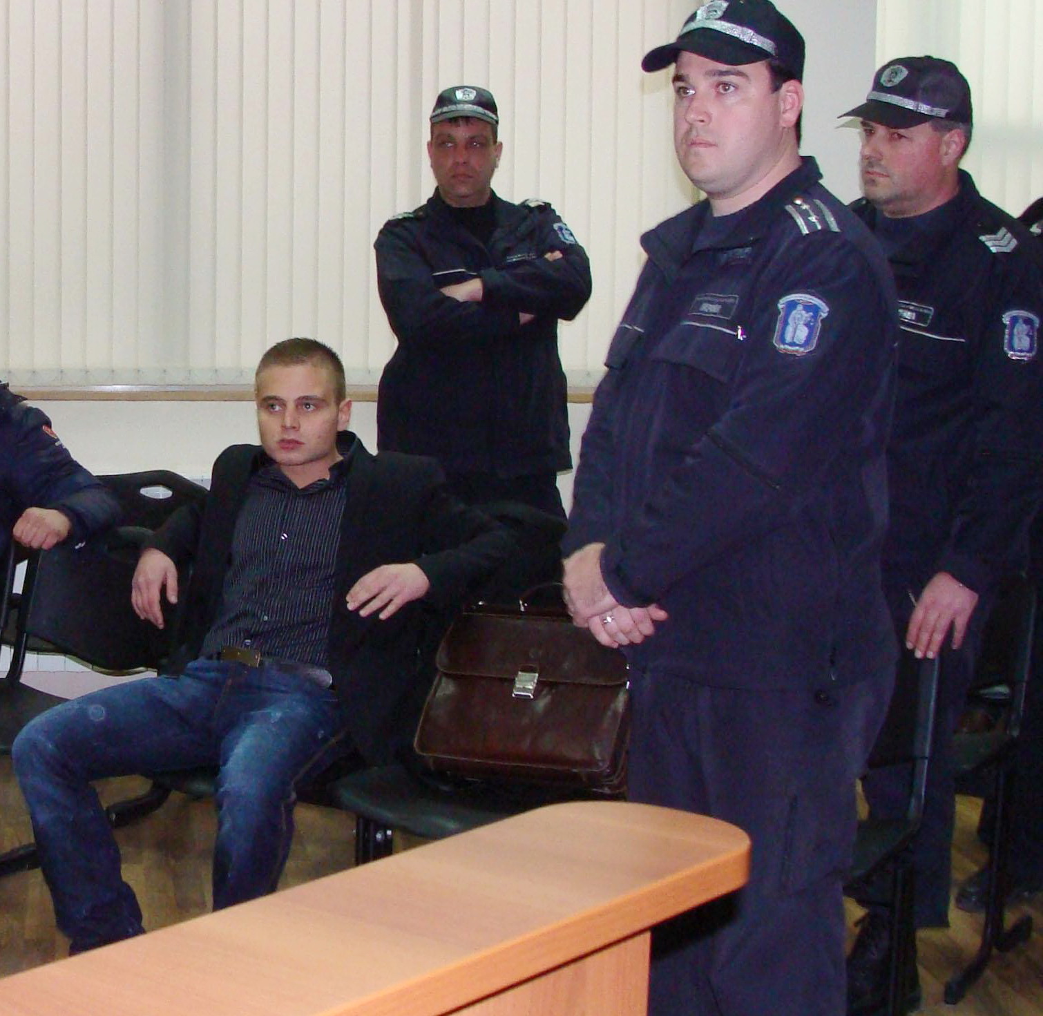 Вдовицата на Стоил Славов спря кранчето на сина си Жоро Главата