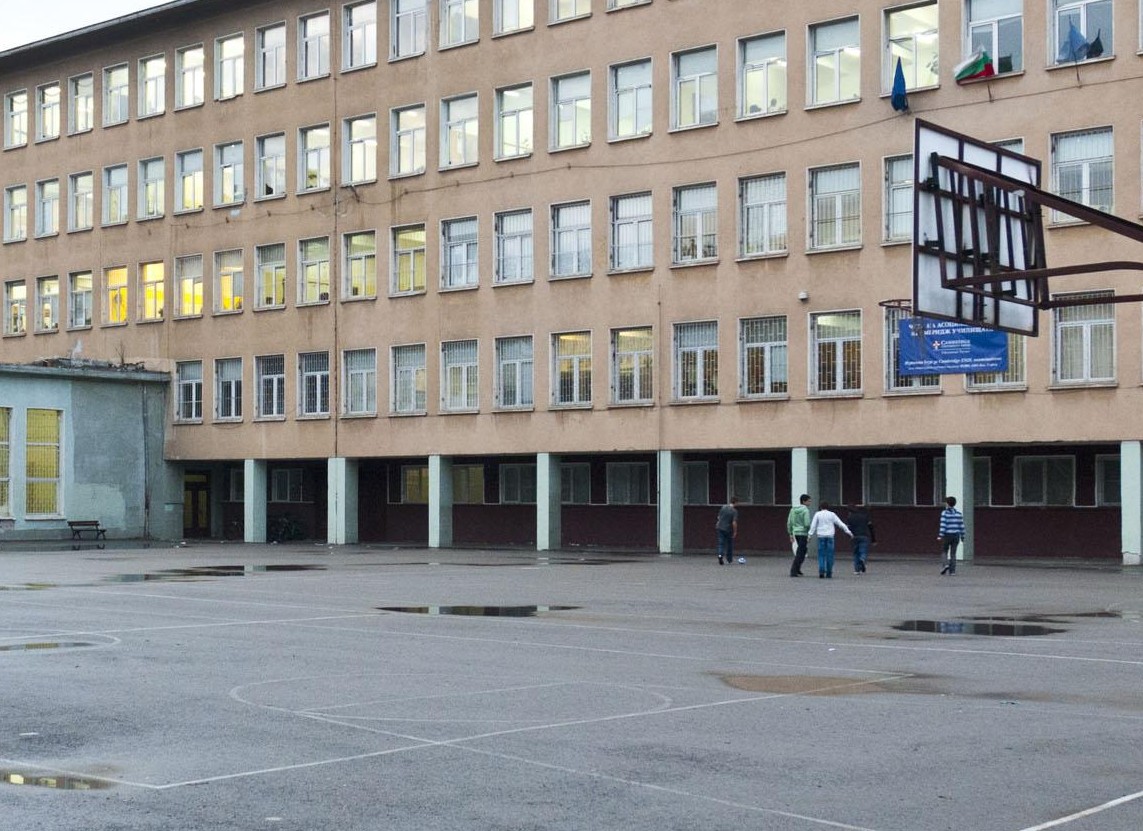 Техникуми пред закриване, няма мераклии за занаят