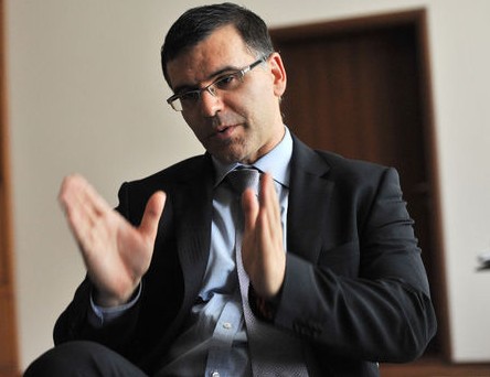 Дянков иска подобие на Виетнамския мемориал във Вашингтон пред НДК