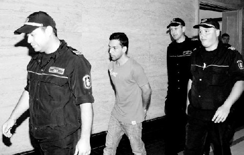 Невръстен син откри убитата си майка 