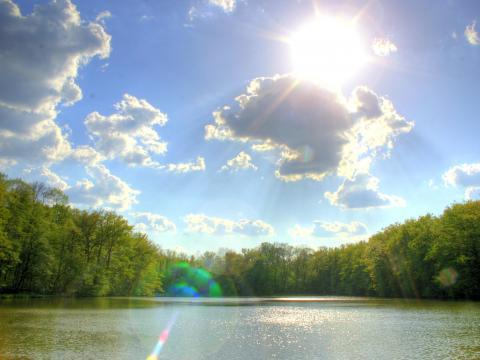 И днес слънчево и горещо, до 35 градуса