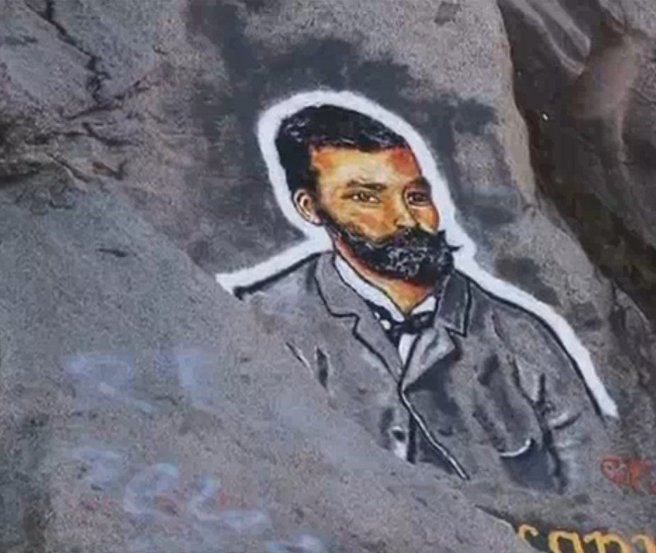 Анонимен художник  русува всяка нощ велики българи на Сахаттепе в Пловдив (СНИМКИ)