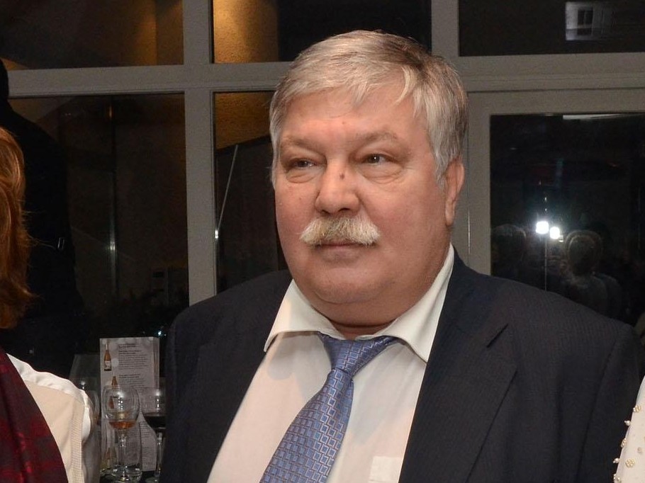 Ген. Стоян Тонев: По-добре пиян лекар, отколкото никакъв