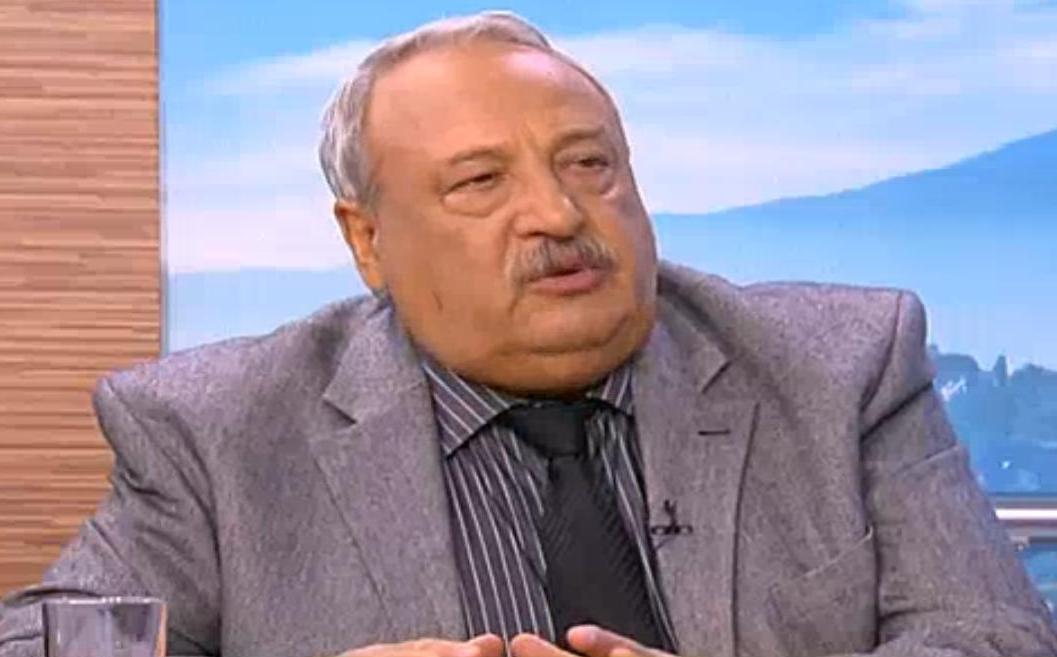 Красимир Райдовски: Иван Гарелов "пълнеше гащи", когато му диктуваха въпросите