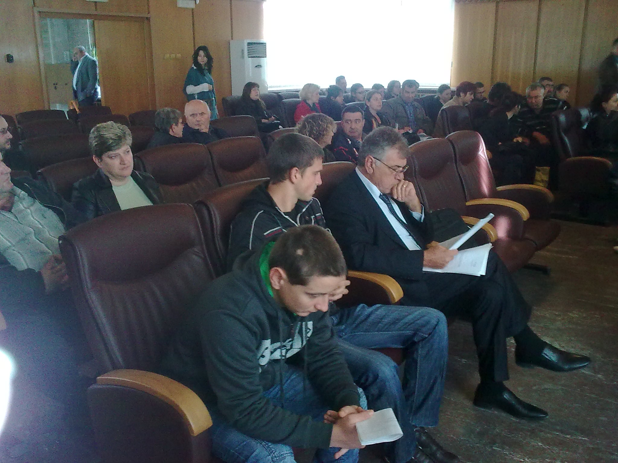 Тайнствена дама разплита шесторната смърт в Симеоновград