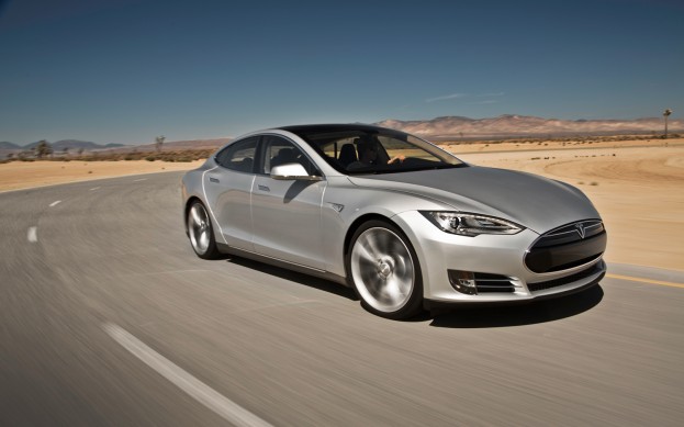 Tesla отвори офис на един хвърлей от България 