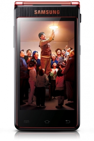 Джеки Чан рекламира Samsung SCH-W2013 - 2 екрана и 2 SIM-карти 