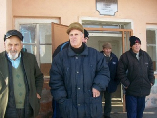 Маите прецакаха кмета на Леново 