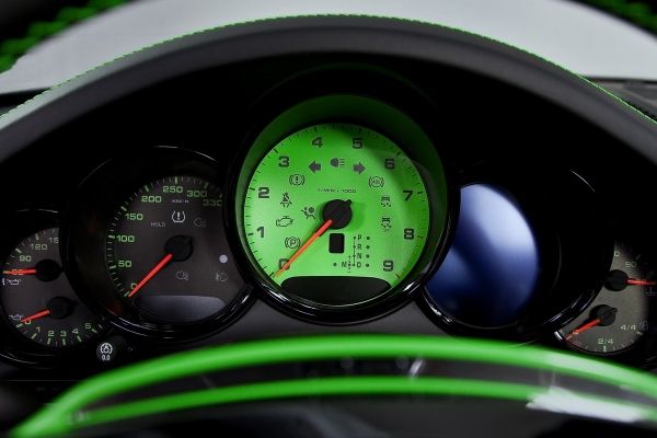 Carrera 4S позеленява заради TECHART
