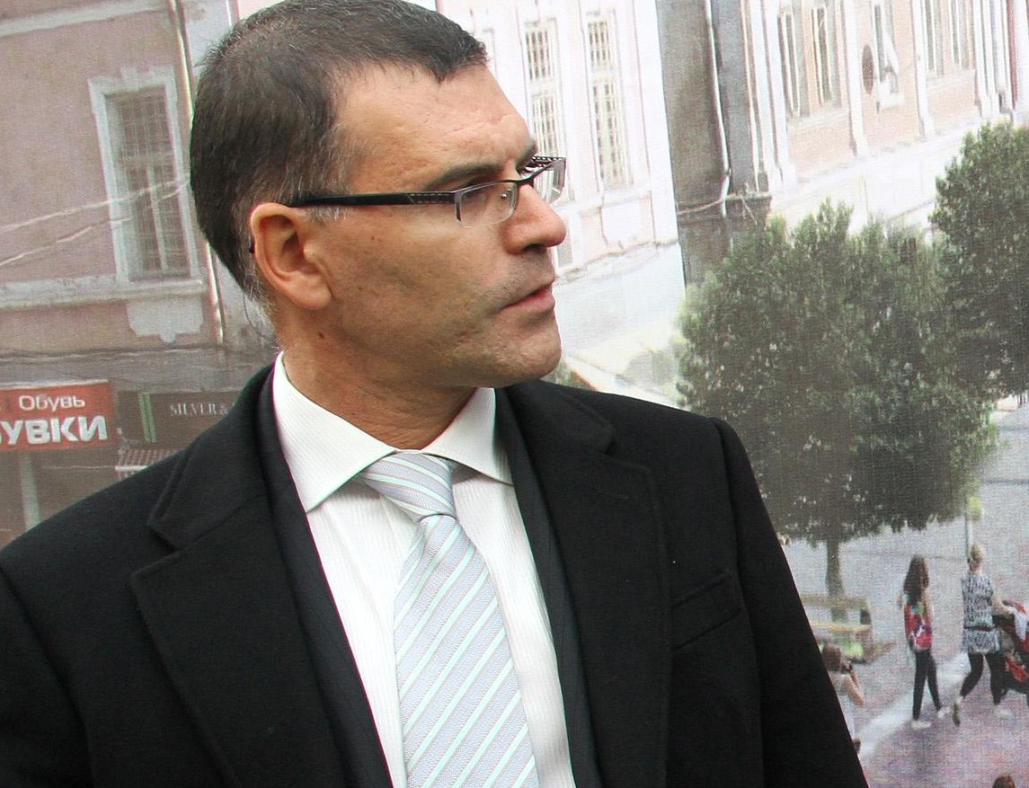 Падна главата на Дянков