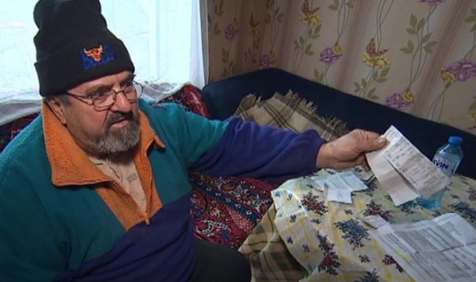 Величко получи 1000 лева сметка за ток, отоплява се с печка на въглища 