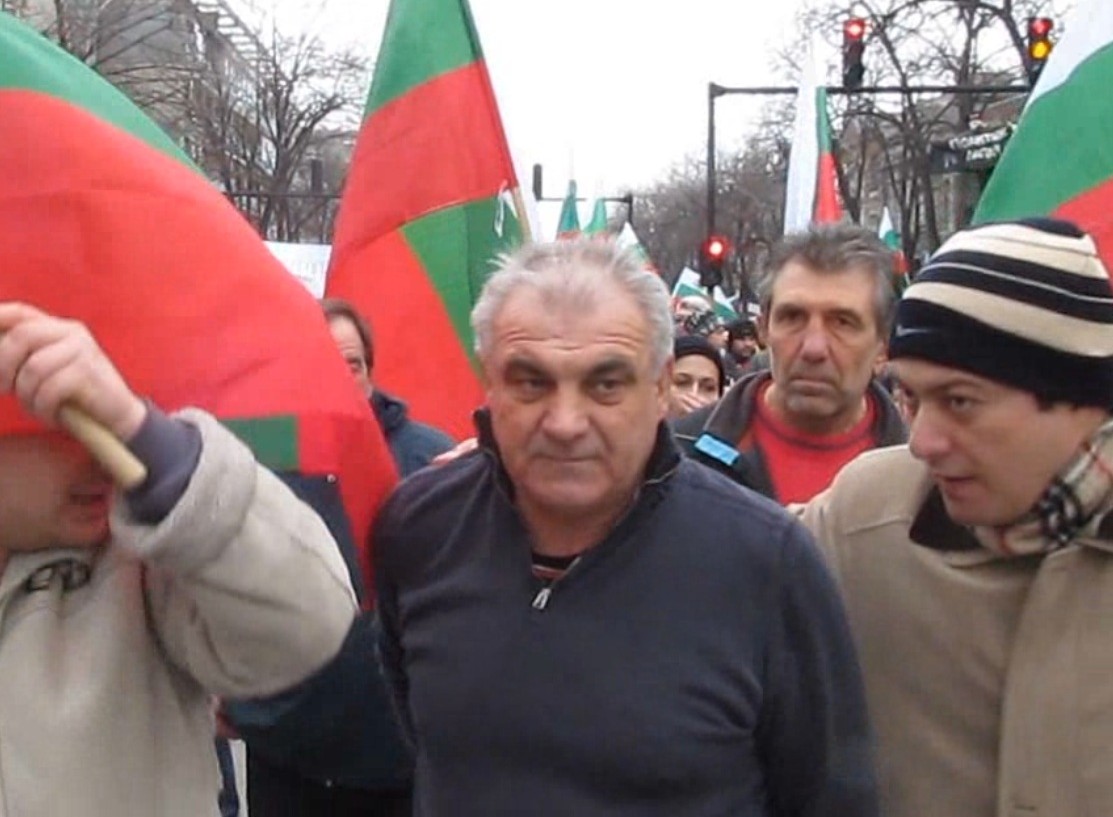 БЛИЦ TV: Доскорошният герой Иван Петров се изложи публично