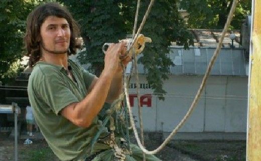 БЛИЦ TV: Хиляди софиянци млъкнаха заради самозапалилия се Пламен
