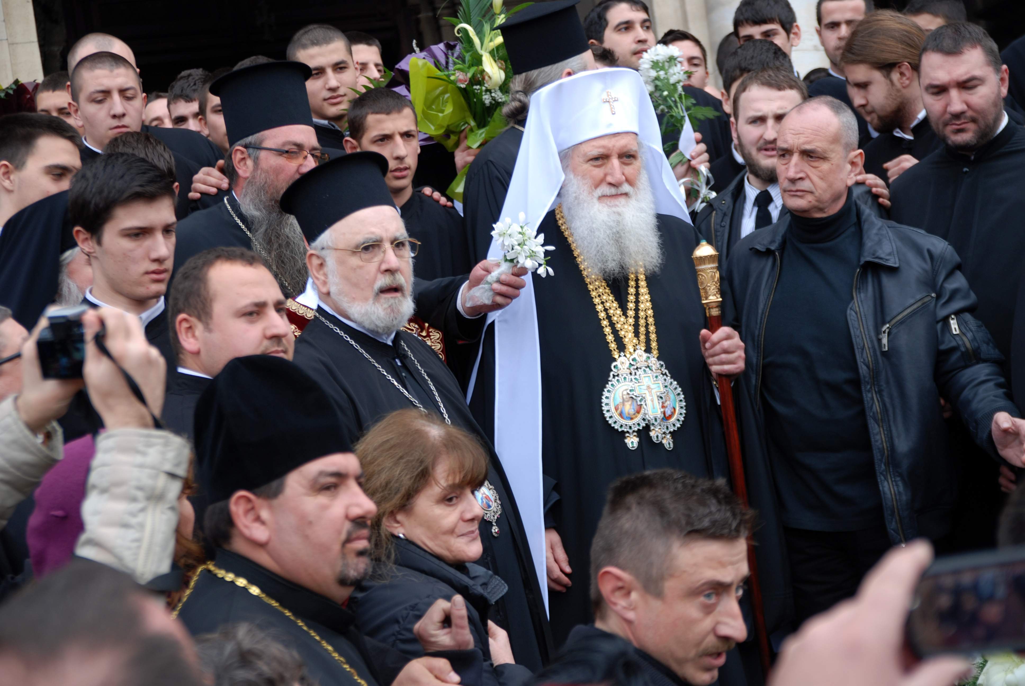 Пъклени планове и тайни в избора на новия патриарх
