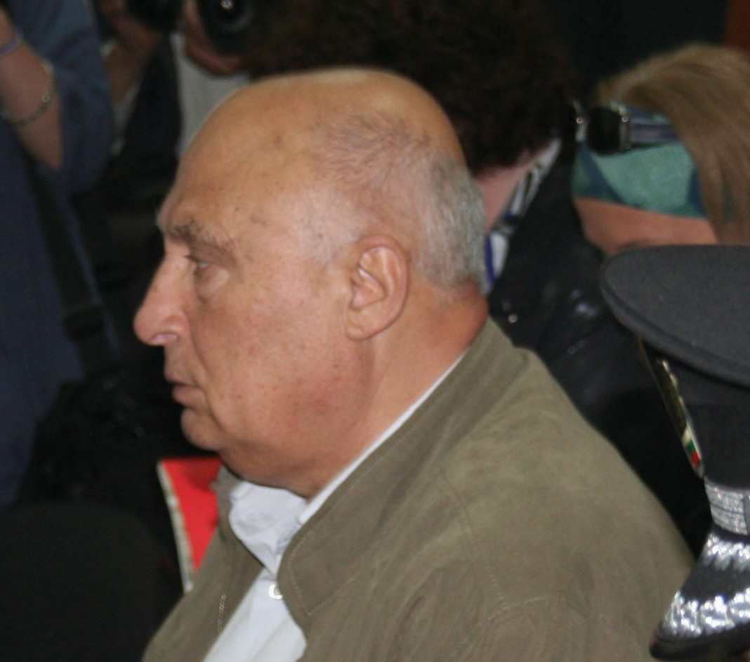 Данъчни описаха спиртоварната на Цар Киро