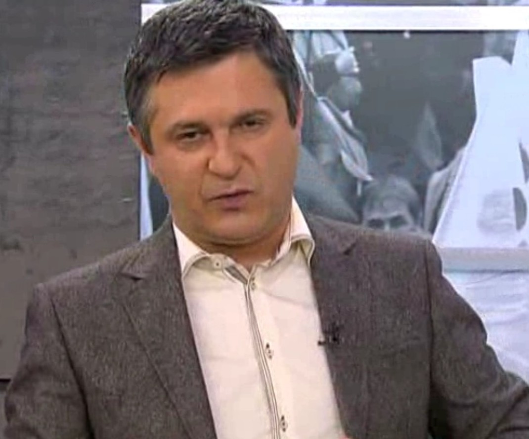 Милен Цветков уволни главния си редактор