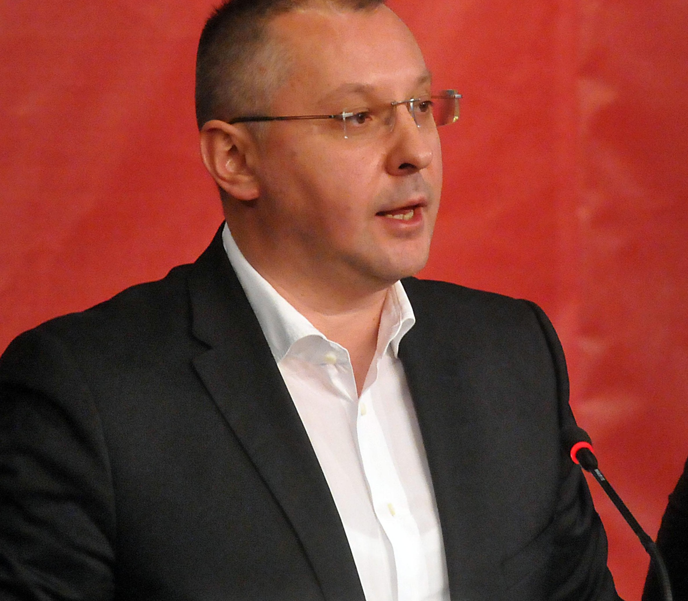 БСП се готви за програмно правителство, ако спечели изборите