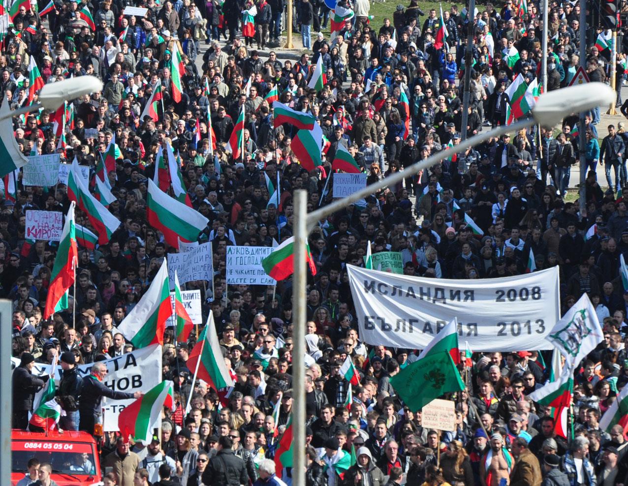 Протестите влязоха със скандални подробности в Уикипедия 
