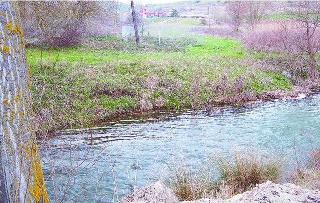 Водолази претърсиха дъното на испанска река за изчезнал нашенец