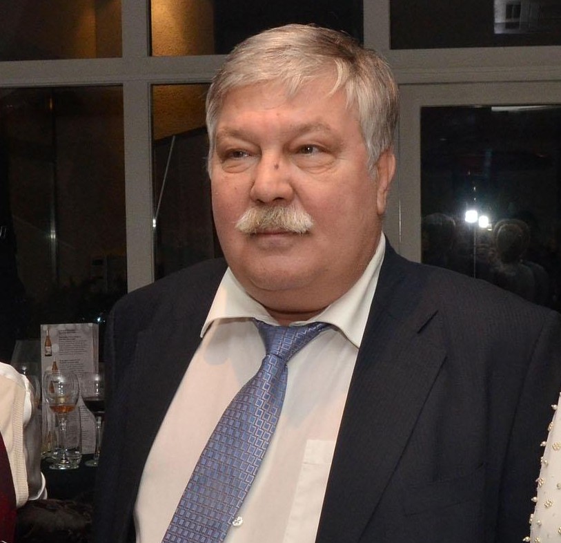 Късмет: Единият куршум минал само на 4 см от гръбнака на гарда на Брендо