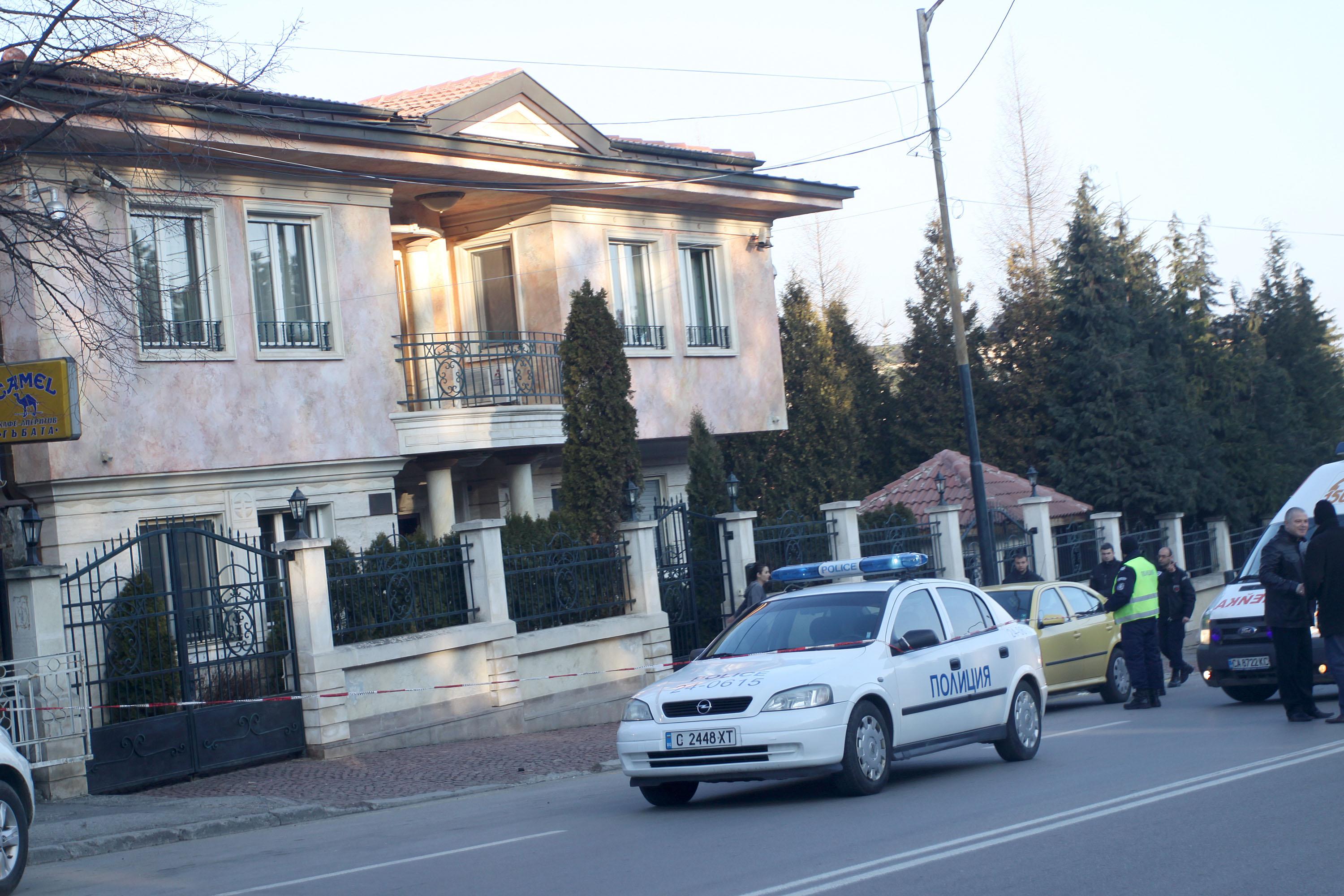 Брендо и Моника без бели пари за откуп