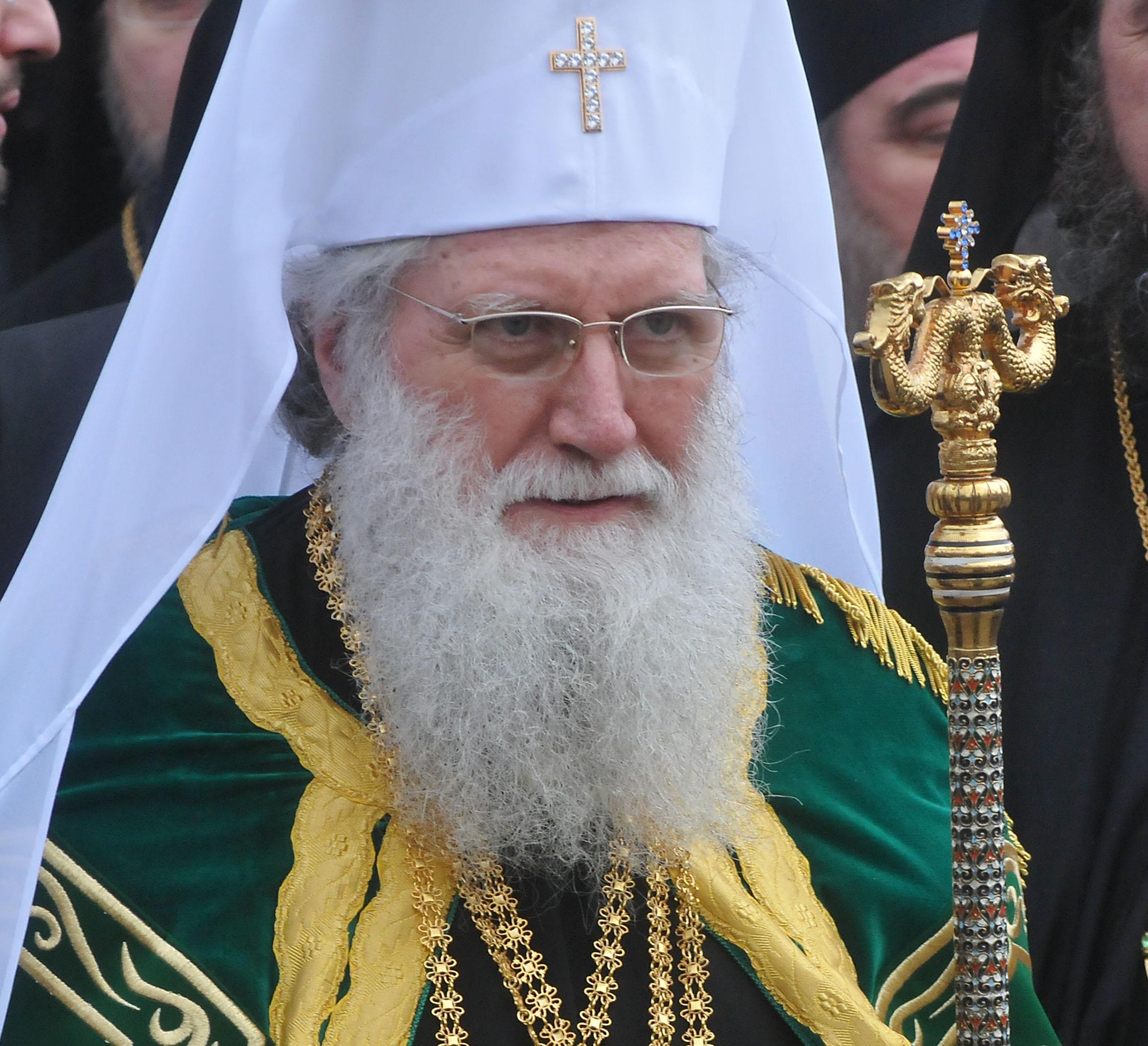 Патриарх Неофит зове: Не се палете!