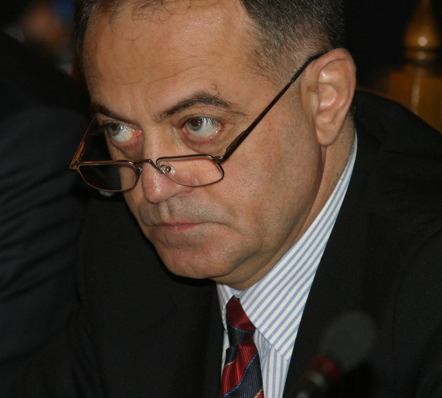 Явор Дачков изкара кирливите ризи на ген. Атанасов и мръсните му пари 