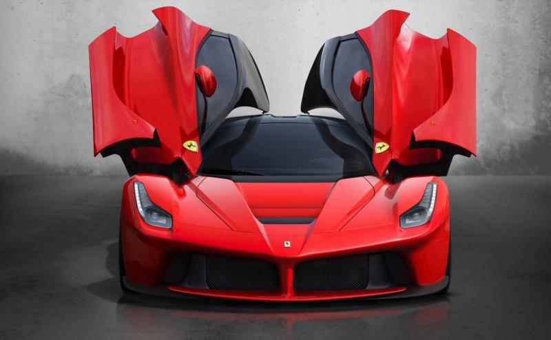 Над 1000 богаташи на опашка за Ferrari F150
