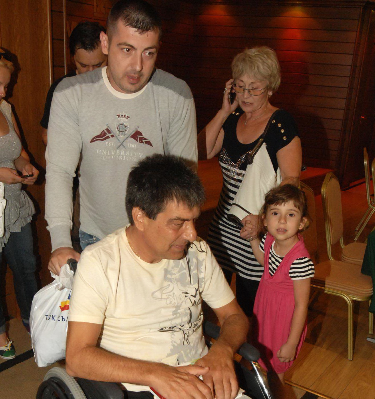 Синът на Ева и Гого: Време е да признаем жестоката истина - баща ми си отива!