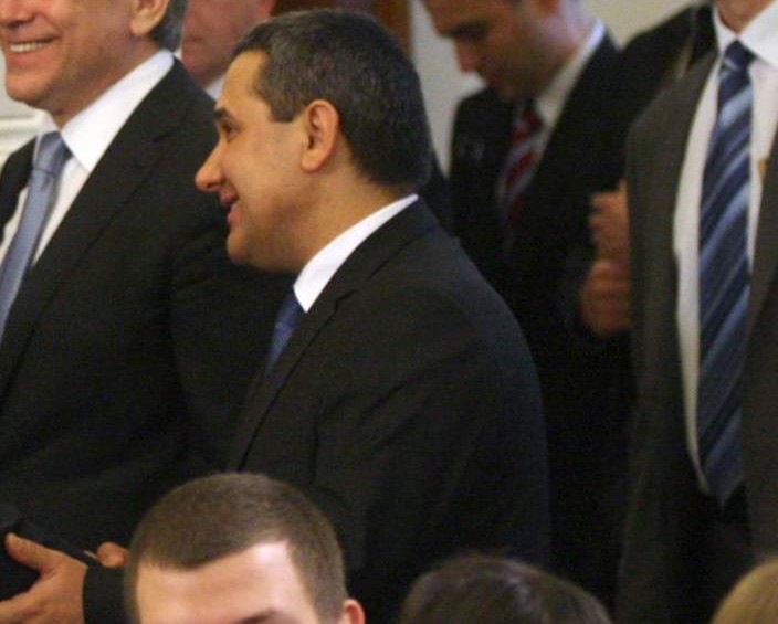 Вижте в БЛИЦ TV как беше предадена властта в най-важното министерство