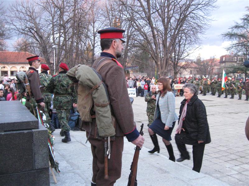 Мехмед Шукри паша предаде сабята си в Казанлък (СНИМКИ)