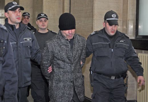 Брендо не си дойде от Италия, от Лара ни вест, ни кост 