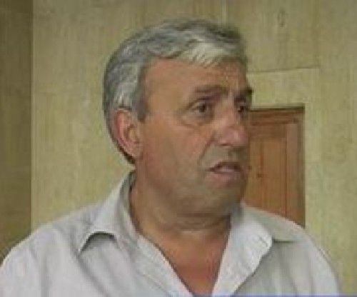 Скандалният селски кмет: Не съм си вадил оная работа, само се хванах за нея