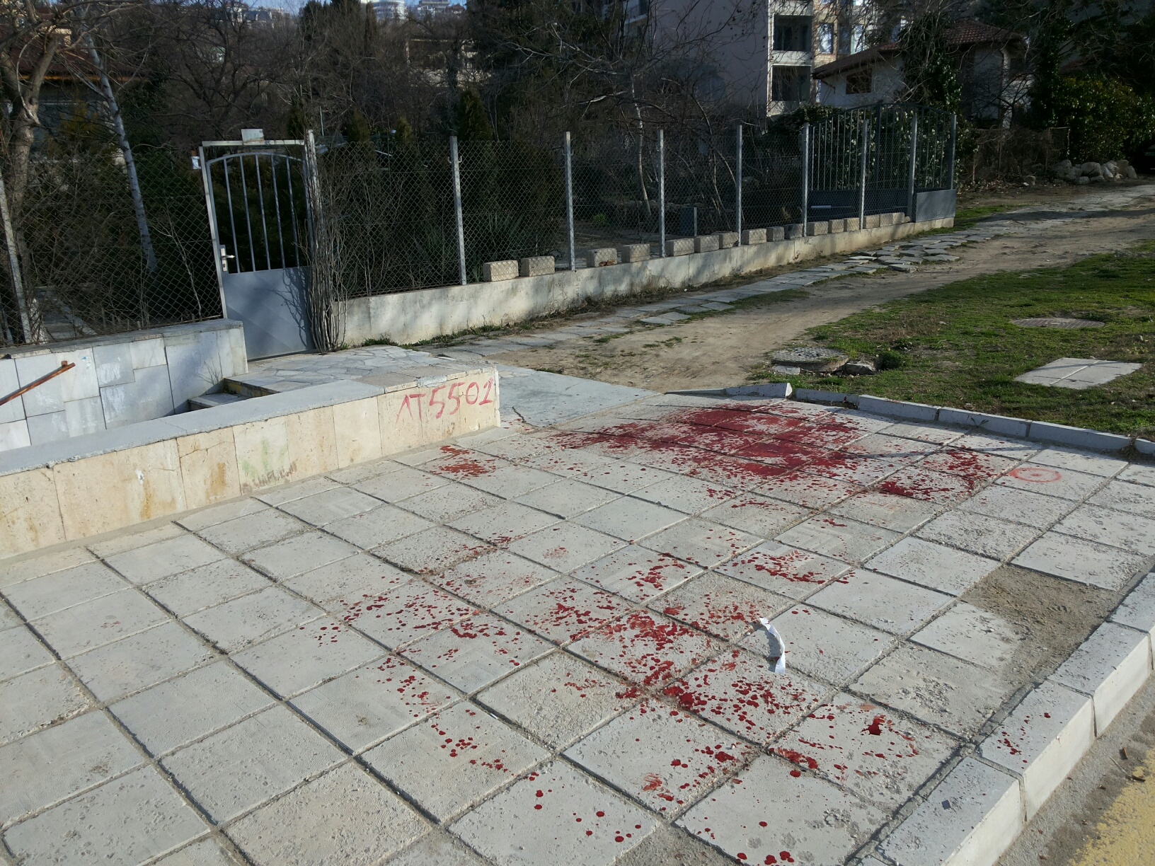 “Помощ, помощ!”, крещял обезумял от болка нарязаният елтехник във Варна