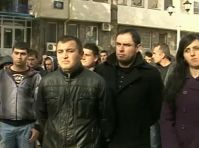 Златоград пропищя от побойници, млатят се по кръчмите